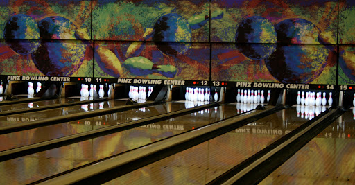 Bowling Alley «Pinz Bowling Center», reviews and photos, 700 N Lafayette St, South Lyon, MI 48178, USA
