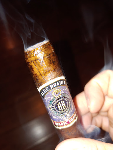 Tobacco Shop «Fume Cigar Shop & Lounge», reviews and photos, 415 Bloomfield Ave # 1, Montclair, NJ 07042, USA