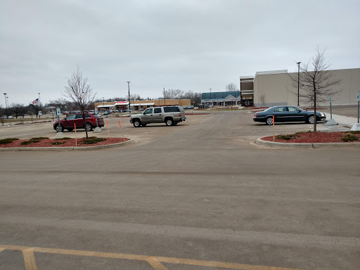 Movie Theater «AMC Cherry Blossom 14», reviews and photos, 3825 Marketplace Cir, Traverse City, MI 49684, USA