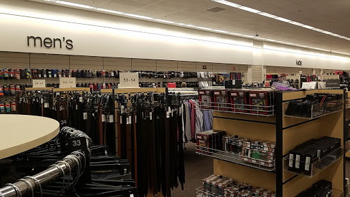 Department Store «Nordstrom Rack Tanasbourne Town Center», reviews and photos, 18100 NW Evergreen Pkwy, Beaverton, OR 97006, USA