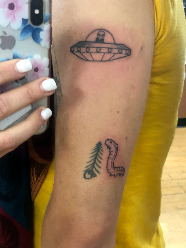 Tattoo Shop «Ace Tattoo and Piercing», reviews and photos, 15224 N 59th Ave #15, Glendale, AZ 85306, USA