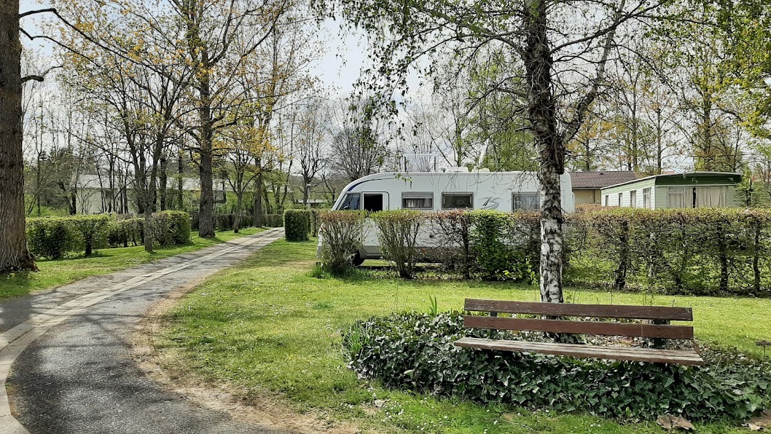 Aire Camping-Car Park à Bromont Lamothe (Puy-de-Dôme 63)