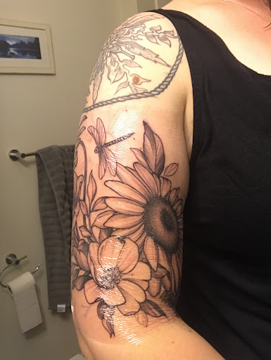 New Rose Tattoo LLC, 4823 SE Division St, Portland, OR 97206, USA, 