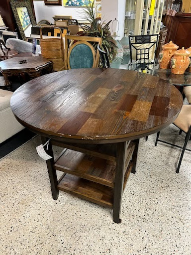 Consignment Shop «Design Furniture Outlet & Consignment», reviews and photos, 1928 Gulf to Bay Blvd, Clearwater, FL 33765, USA