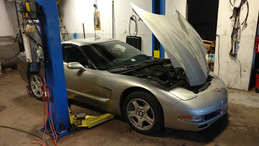 Auto Repair Shop «D & D Transmission and Auto Repair», reviews and photos, 65 Cook Ave, Meriden, CT 06451, USA