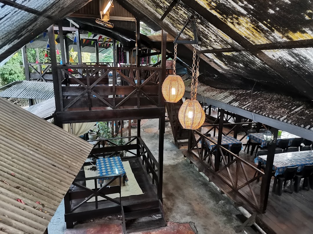 Anjung Warisan - Restoran & Kafe