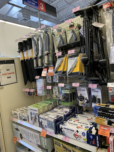 Tool Store «Harbor Freight Tools», reviews and photos, 410 W 49th St #104, Hialeah, FL 33012, USA