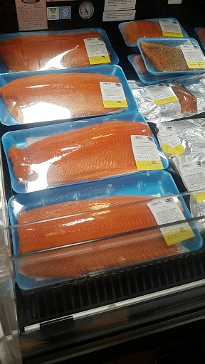 Grocery Store «Kroger Marketplace», reviews and photos, 4915 Dixie Hwy, Louisville, KY 40216, USA