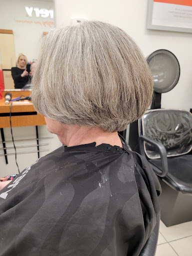 Hair Salon «Hair Cuttery», reviews and photos, 3217 E Lincolnway, Sterling, IL 61081, USA