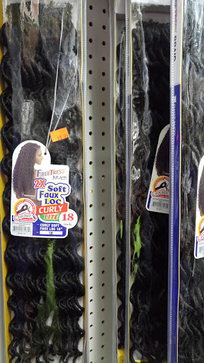 Beauty Supply Store «Lucky Beauty Supply Inc», reviews and photos, 1685 Grand Ave, Baldwin, NY 11510, USA