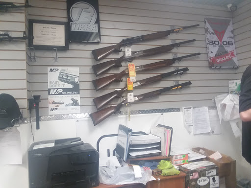 Gun Shop «Hopkins Gun and Tackle», reviews and photos, 8151 Mechanicsville Turnpike, Mechanicsville, VA 23111, USA
