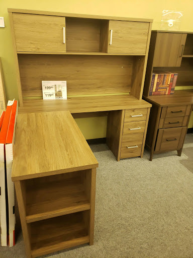 Office Supply Store «Staples», reviews and photos, 43313 Woodward Ave, Bloomfield Hills, MI 48302, USA