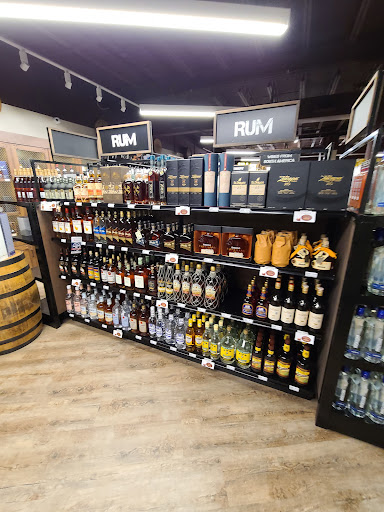 Liquor Store «Montgomery County», reviews and photos, 11301 Seven Locks Rd, Potomac, MD 20854, USA