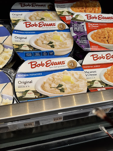 Grocery Store «Robert Fresh Market», reviews and photos, 7355 Highland Rd, Baton Rouge, LA 70808, USA