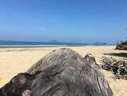Zdjęcie Pra Pas Beach położony w naturalnym obszarze