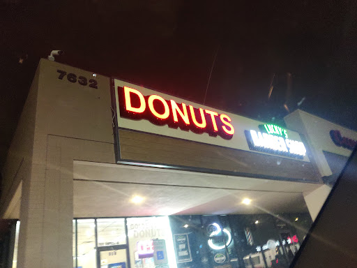 Donut Shop «Golden Star Donuts», reviews and photos, 7632 Campbell Rd # 318, Dallas, TX 75248, USA