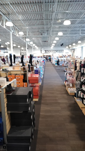 Shoe Store «DSW Designer Shoe Warehouse», reviews and photos, 8506 E 71st St, Tulsa, OK 74133, USA