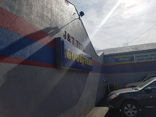 Tire Shop «J & T Tire Pros & Auto Service», reviews and photos, 3304 William Flinn Hwy, Allison Park, PA 15101, USA