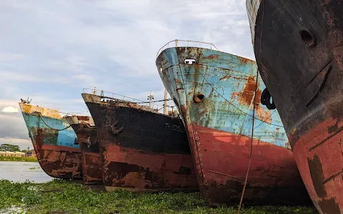 Shipwreck image
