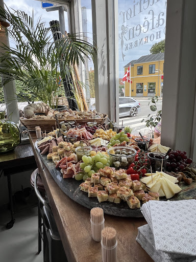 Interiør Caféen Hornbæk ApS in Hornbæk, Hillerød