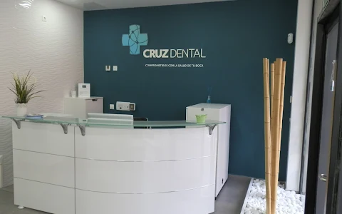 Cruz Dental image