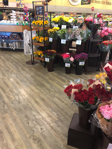 Grocery Store «Tom Thumb», reviews and photos, 612 Grapevine Hwy, Hurst, TX 76054, USA