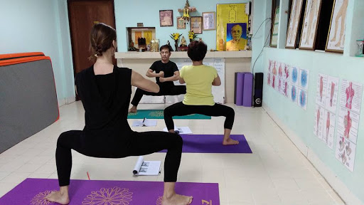 Thai Yoga Massage School
