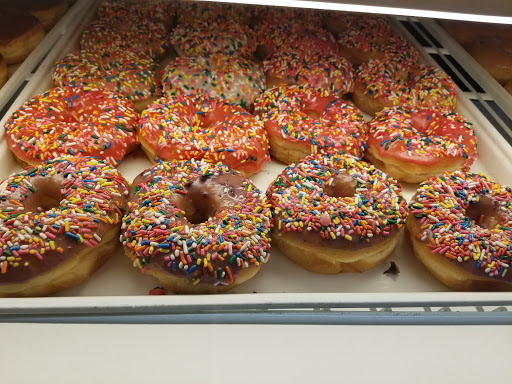 Donut Shop «Rainbow Donuts Cafe & Deli», reviews and photos, 3831 E Thunderbird Rd, Phoenix, AZ 85032, USA
