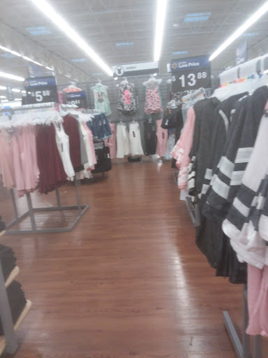 Department Store «Walmart Supercenter», reviews and photos, 180 Levittown Center, Levittown, PA 19055, USA