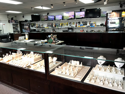 Pawn Shop «G & H Pawn Jewelry & Loan», reviews and photos, 9701 Evergreen Way, Everett, WA 98204, USA