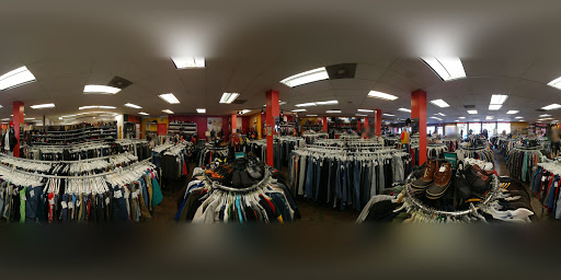 Used Clothing Store «Buffalo Exchange Austin», reviews and photos, 2904 Guadalupe St, Austin, TX 78705, USA