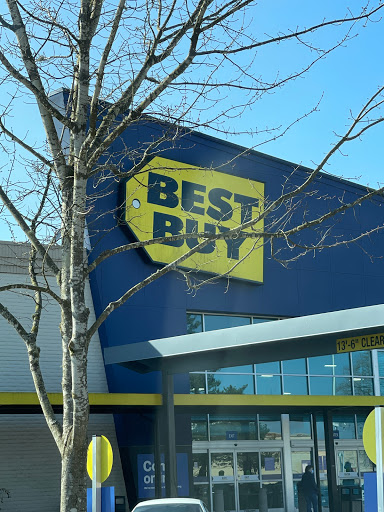 Electronics Store «Best Buy», reviews and photos, 625 Black Lake Blvd SW #200, Olympia, WA 98502, USA