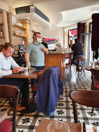 Atmosphère du Restaurant Le Clocher du Village à Boulogne-Billancourt - n°9