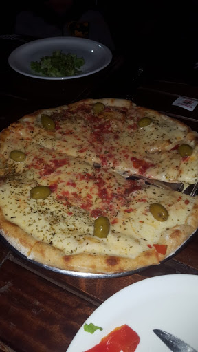 Pizza Lo+Hot Lomitas