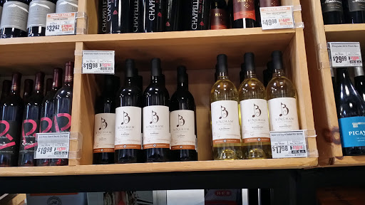 Grocery Store «H-E-B Grocery», reviews and photos, 407 S Adams St, Fredericksburg, TX 78624, USA