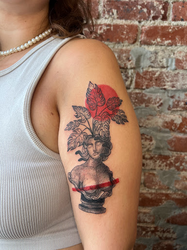 Find family tattoo ideas for moms for your next unique tattoo in Venice at KISS KISS TATTOO & PIERCING