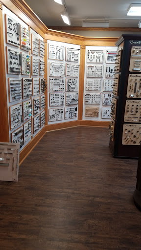 Hardware Store «Modern Hardware Inc», reviews and photos, 1500 Kalamazoo Ave SE, Grand Rapids, MI 49507, USA