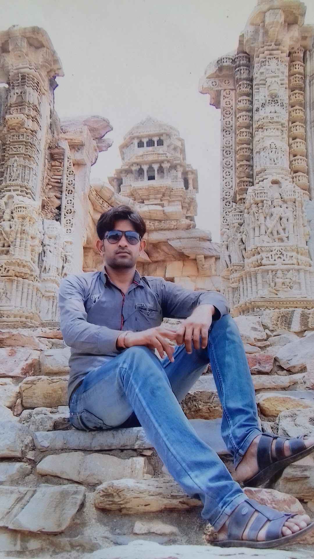 शिवानी होटल