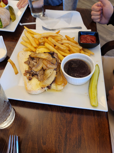 Golf Club «The Sycamore Grille at Knob Hill Golf Club», reviews and photos, 1 Shinnecock Dr, Manalapan Township, NJ 07726, USA