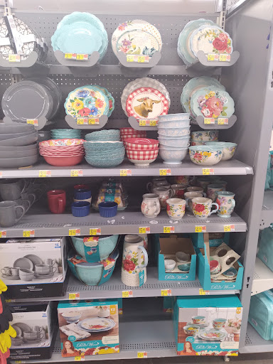 Department Store «Walmart Supercenter», reviews and photos, 3002 Stacy Allison Way, Woodburn, OR 97071, USA