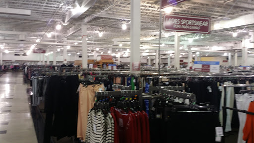 Clothing Store «Burlington Coat Factory», reviews and photos, 6200 Greenbelt Rd, Greenbelt, MD 20770, USA