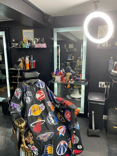 Barber Shop «Creative Touch Barber Shop», reviews and photos, 648 E Walnut St, Lancaster, PA 17602, USA