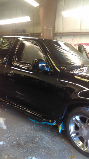 Auto Body Shop «Maaco Collision Repair & Auto Painting», reviews and photos, 201 Carriage Ln, Delran, NJ 08075, USA