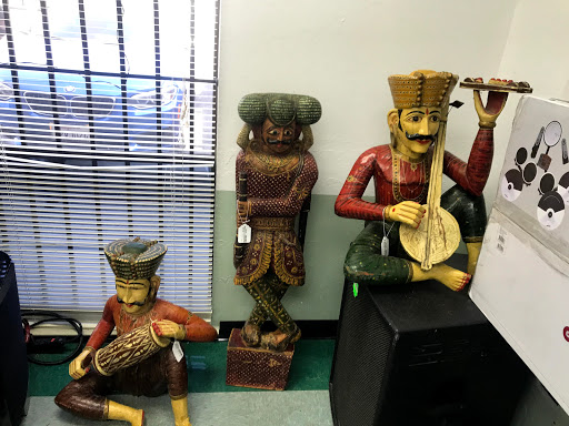 Pawn Shop «Granters Jewelry & Loan», reviews and photos, 10056 San Pablo Ave, El Cerrito, CA 94530, USA