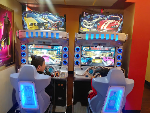 Shopping Mall «Fresh Pond Mall», reviews and photos, 545 Concord Ave #21, Cambridge, MA 02138, USA