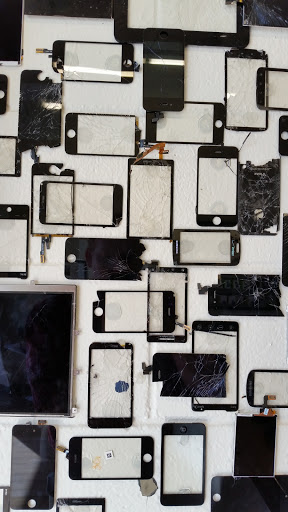 Mobile Phone Repair Shop «SmartPhone Medic - Columbia», reviews and photos, 1801 Gervais St, Columbia, SC 29201, USA