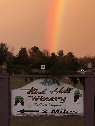 Winery «Third Hill Winery @ DeMello Vineyards», reviews and photos, 2110 Quicksburg Rd, Quicksburg, VA 22847, USA