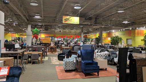 Furniture Store «Art Van Furniture - Toledo (Holland)», reviews and photos, 1301 E Mall Dr, Holland, OH 43528, USA