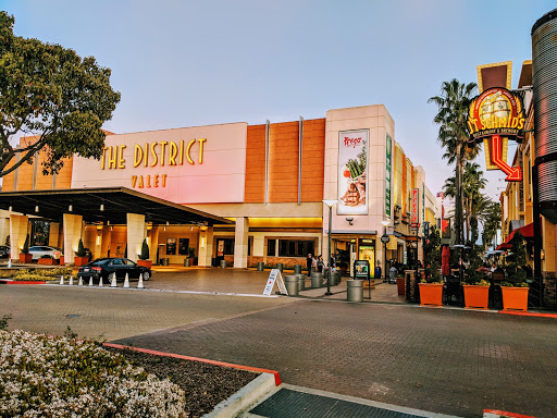 The District, 2437 Park Ave, Tustin, CA 92782, USA, 