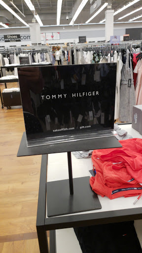 Department Store «Saks OFF 5TH», reviews and photos, 260 Shrewsbury Plaza, Shrewsbury, NJ 07702, USA